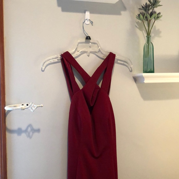 Crimson cocktail dress - Picture 2 of 4